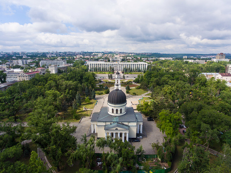 How to open a bank account for Ukrainian refugees in Moldova?