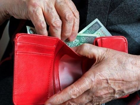 Pension in Poland for Ukrainians: who can claim payments